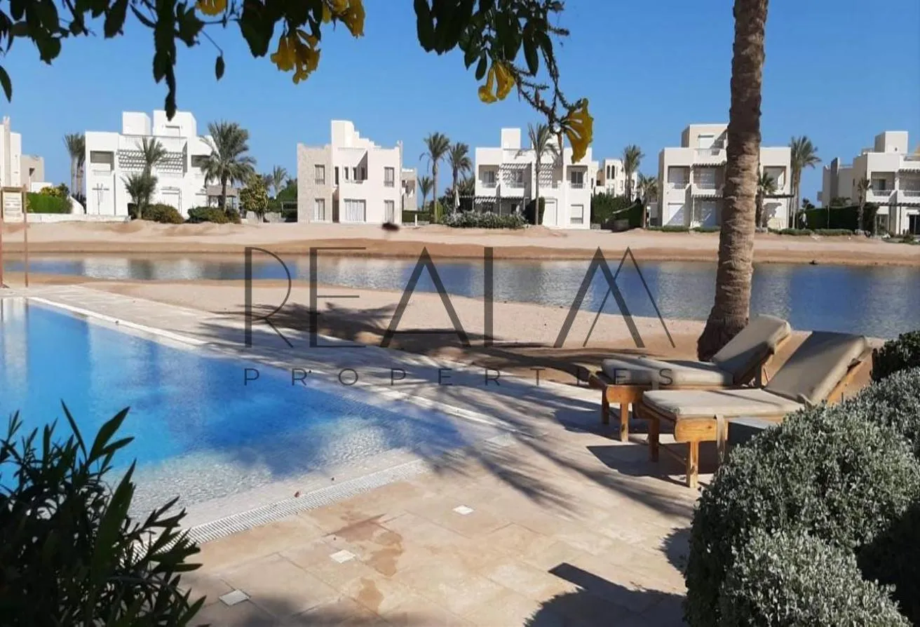 Sale in Joubal: Furnished Ground chalet direct on lagoon in jouble