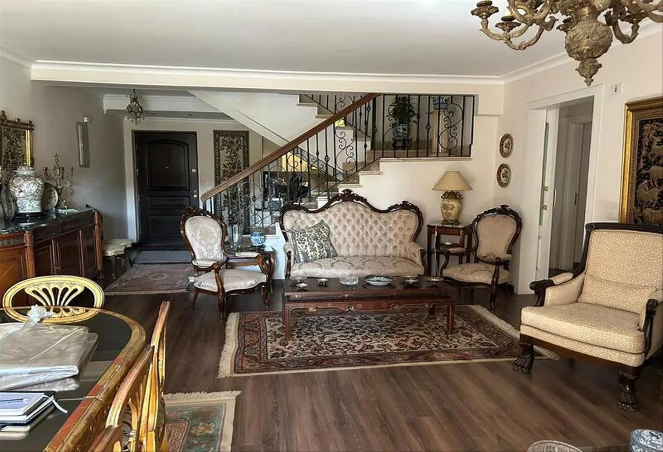 Sale in Green 3: Penthouse for sale in Green3 Compound Sheikh Zayed