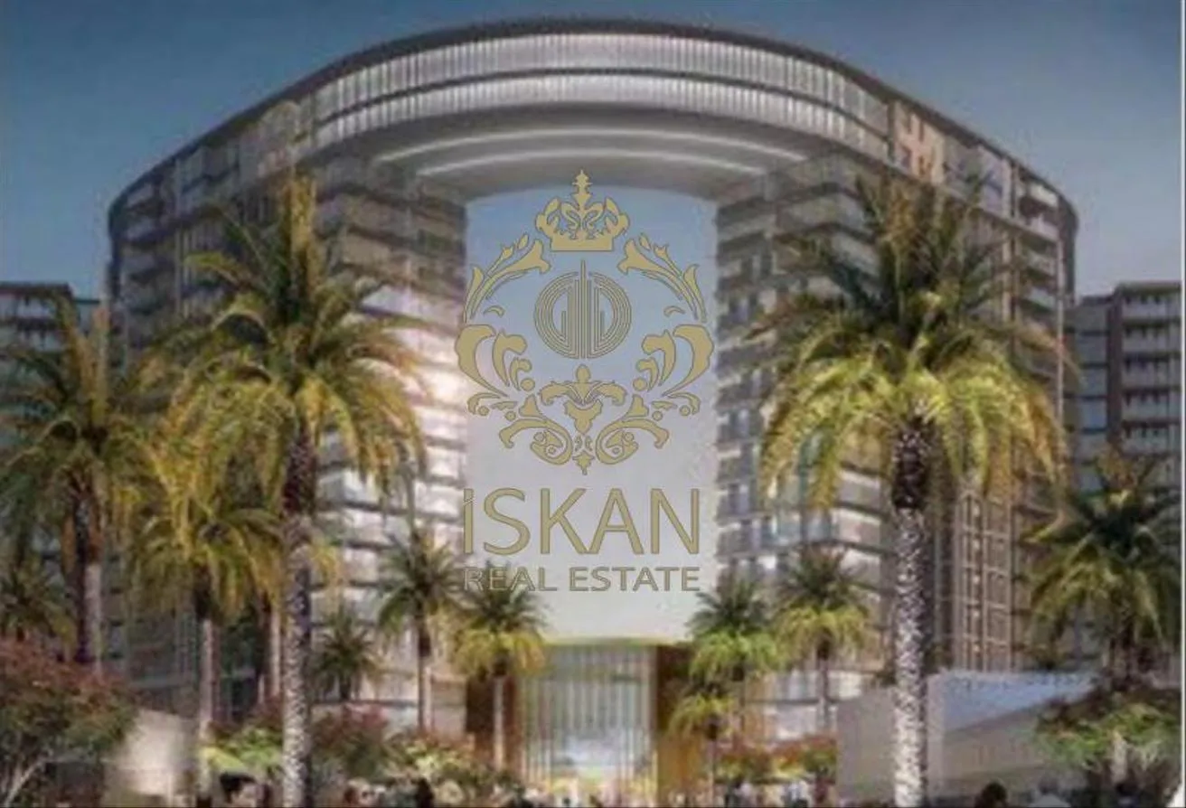 Sale in Zed Towers: Office for sale under market price in a P.L