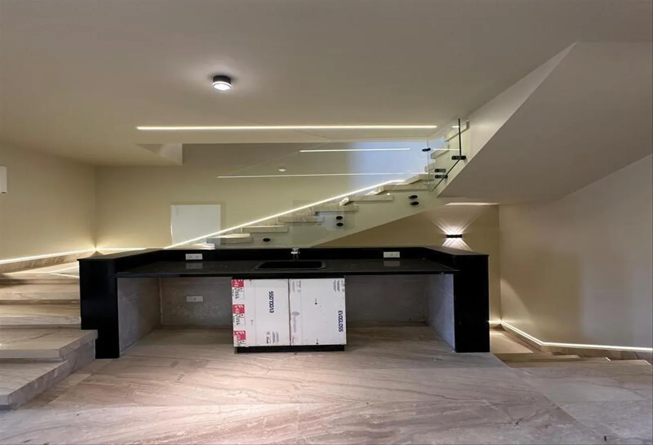 Gallery Image 11