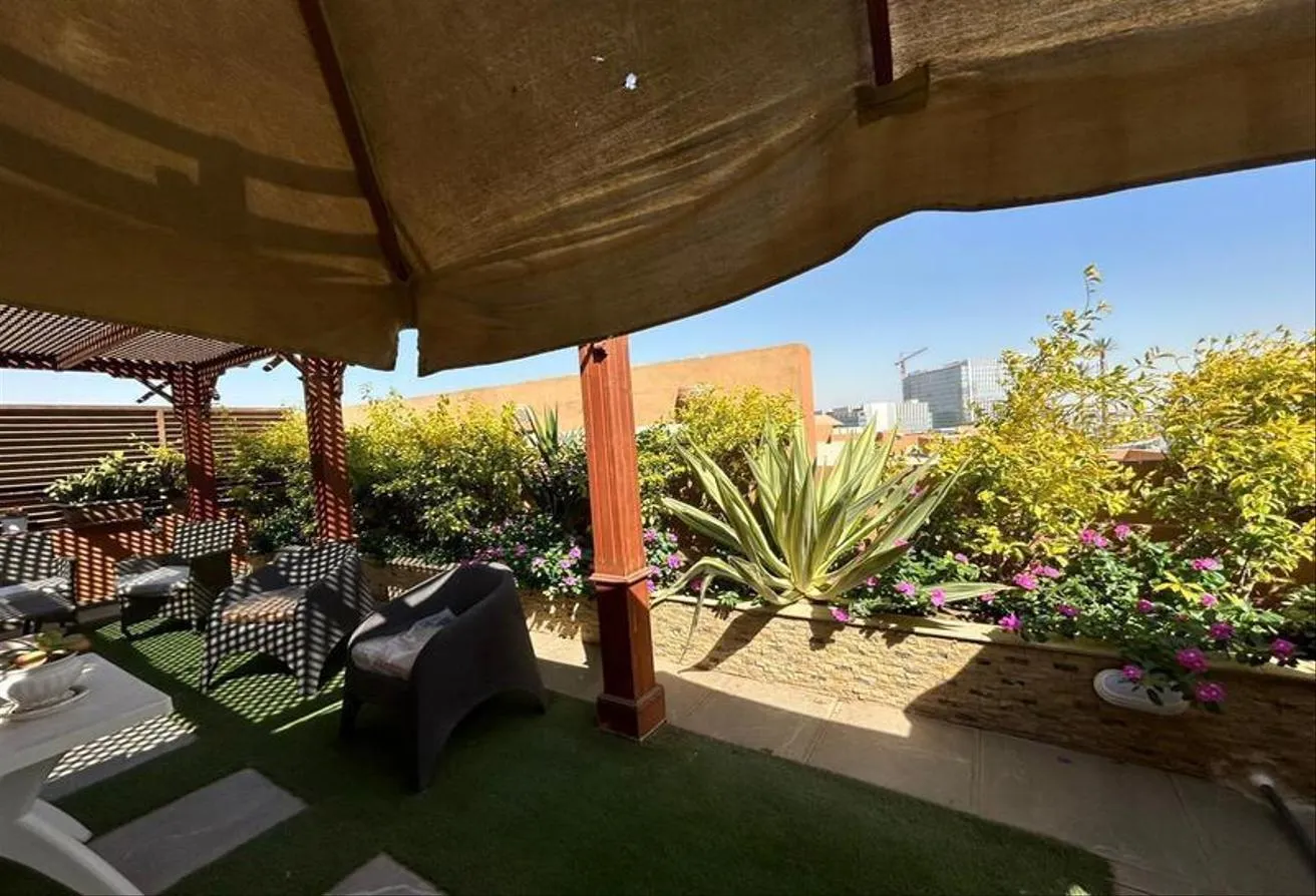 Sale in Green 3: 220 sqm penthouse for sale in Green 3 Compound