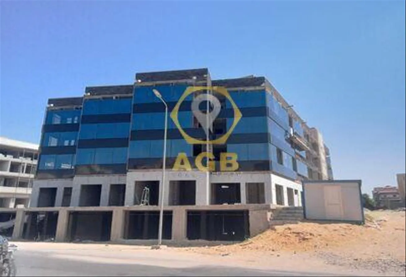 Sale in El Banafseg 5: محل تجارى للبيع مول تجارى باهم مناطق التجمع