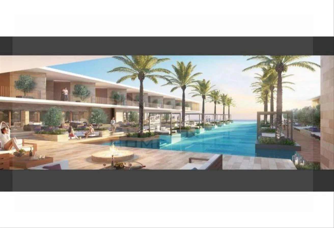 Sale in Silver Sands: Direct On Lagoon - Prime Location - Best Price