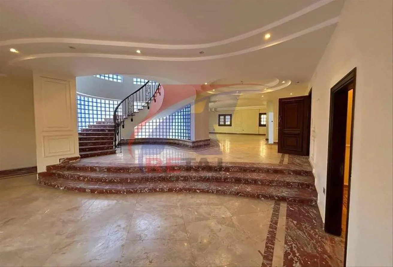 Rent in Area B: مقر إداري علي مساحة دورين بالكامل 900م
