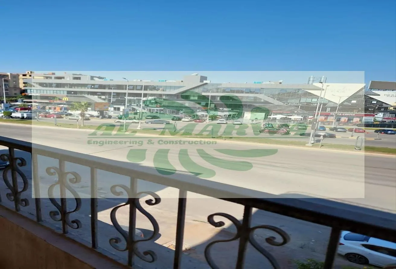 Rent in 10th District: شقه للايجار بالفرش الحى العاشر الشيخ زايد
