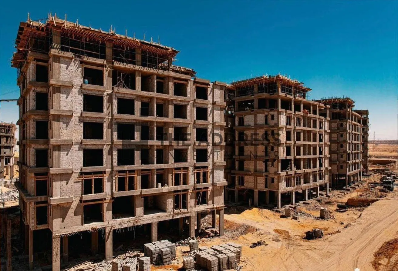 Sale in Il Cazar: apartment 3bed ready to move in new cairo
