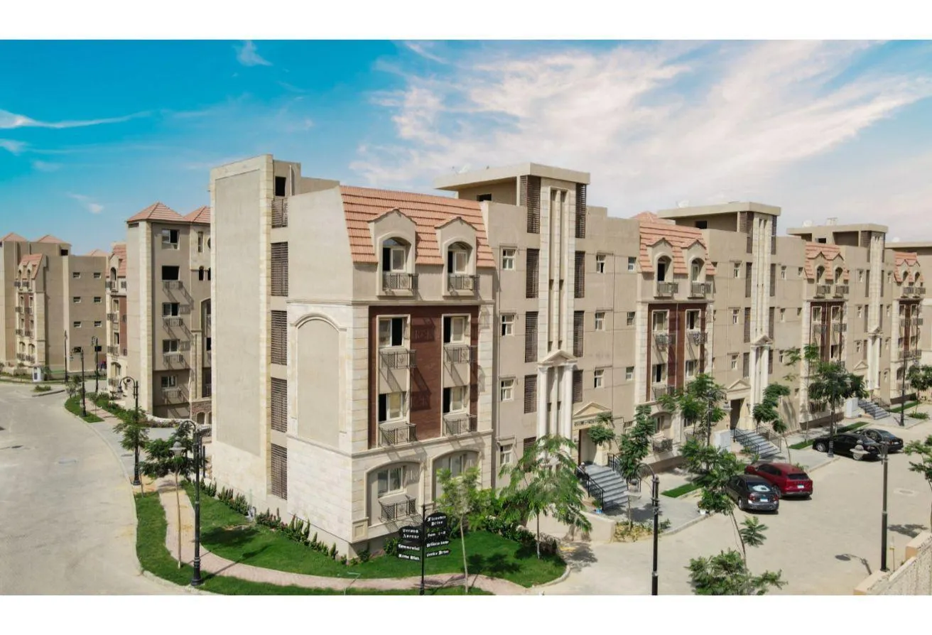 Sale in Rock Vera: Apartment for sale in Fifth Settlement