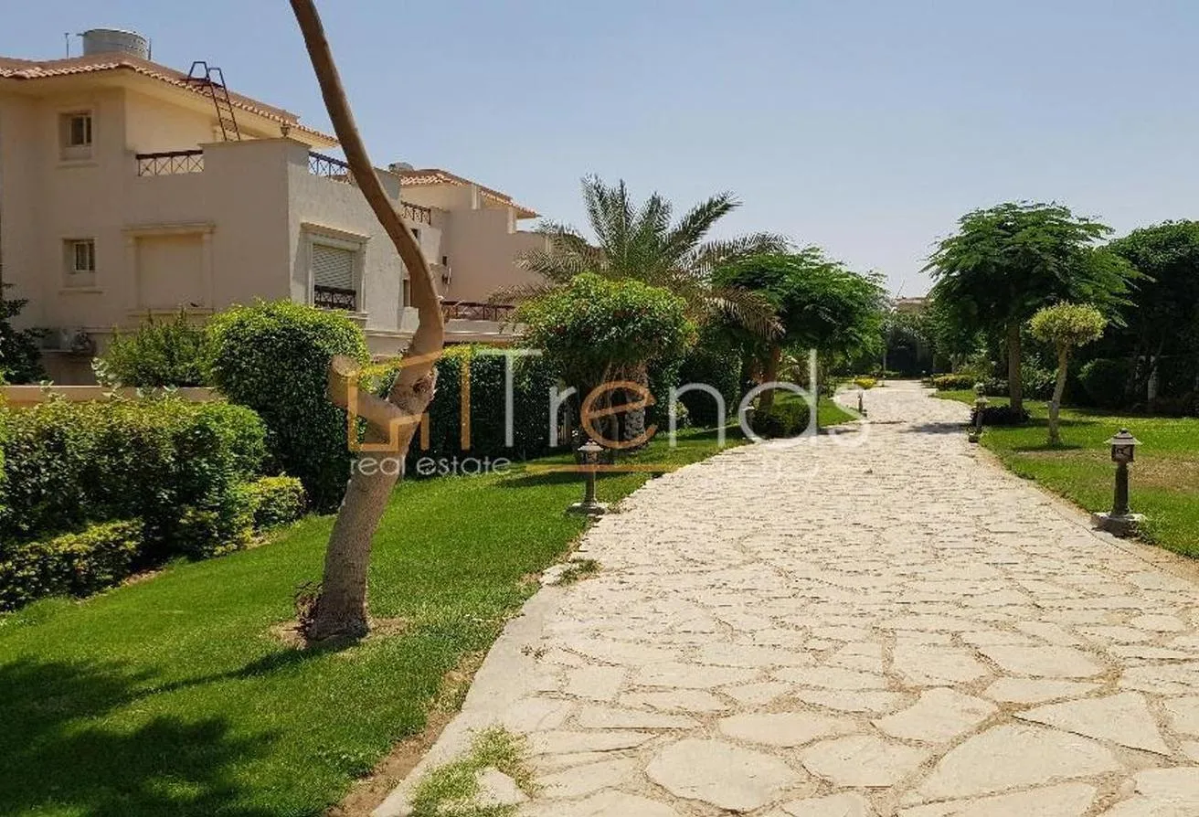 Sale in Flowers Park: Villa Ready to Move Semi Finished Landscape view