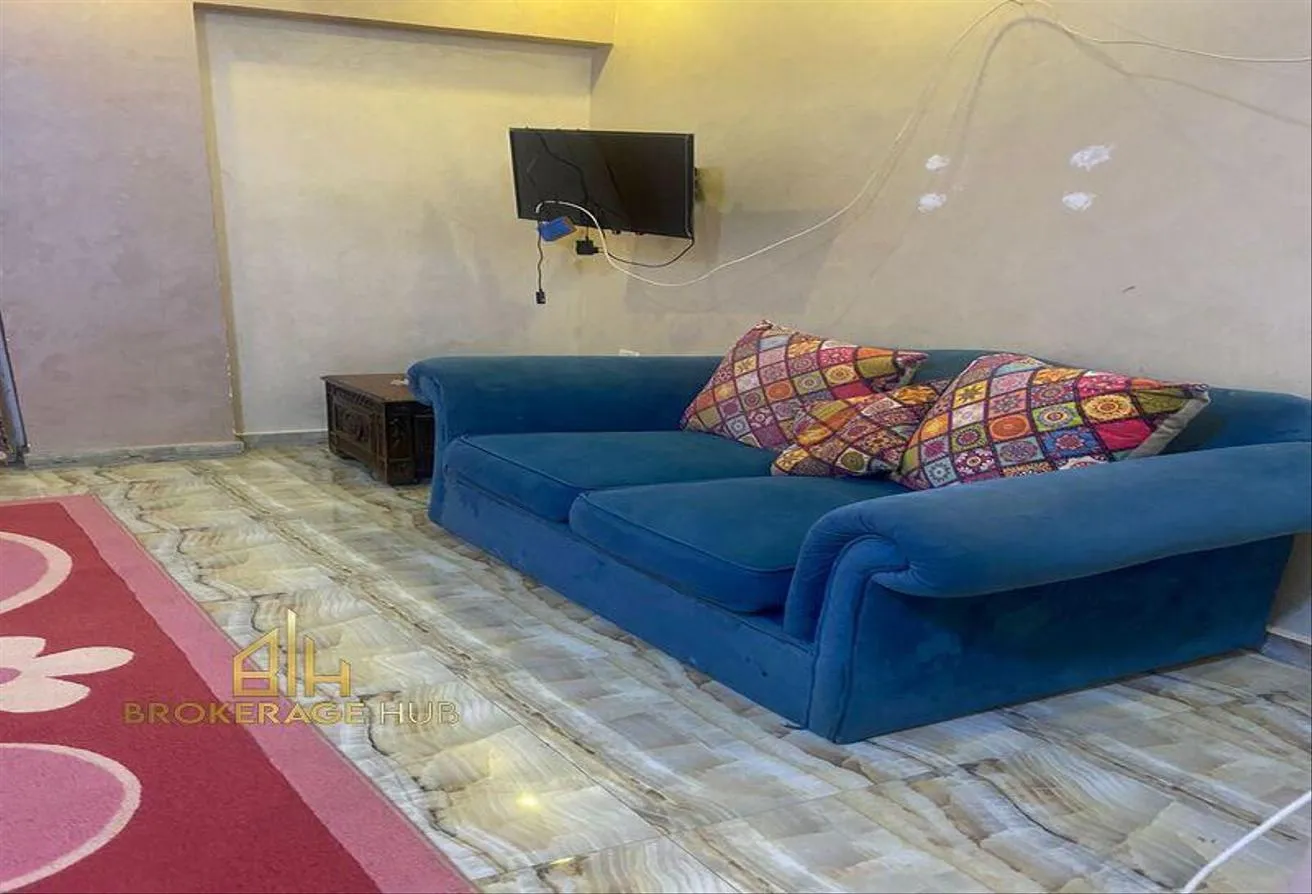 Sale in Al Ashrafiya: Penthouse 305m for sale near Waterway and Garden 8