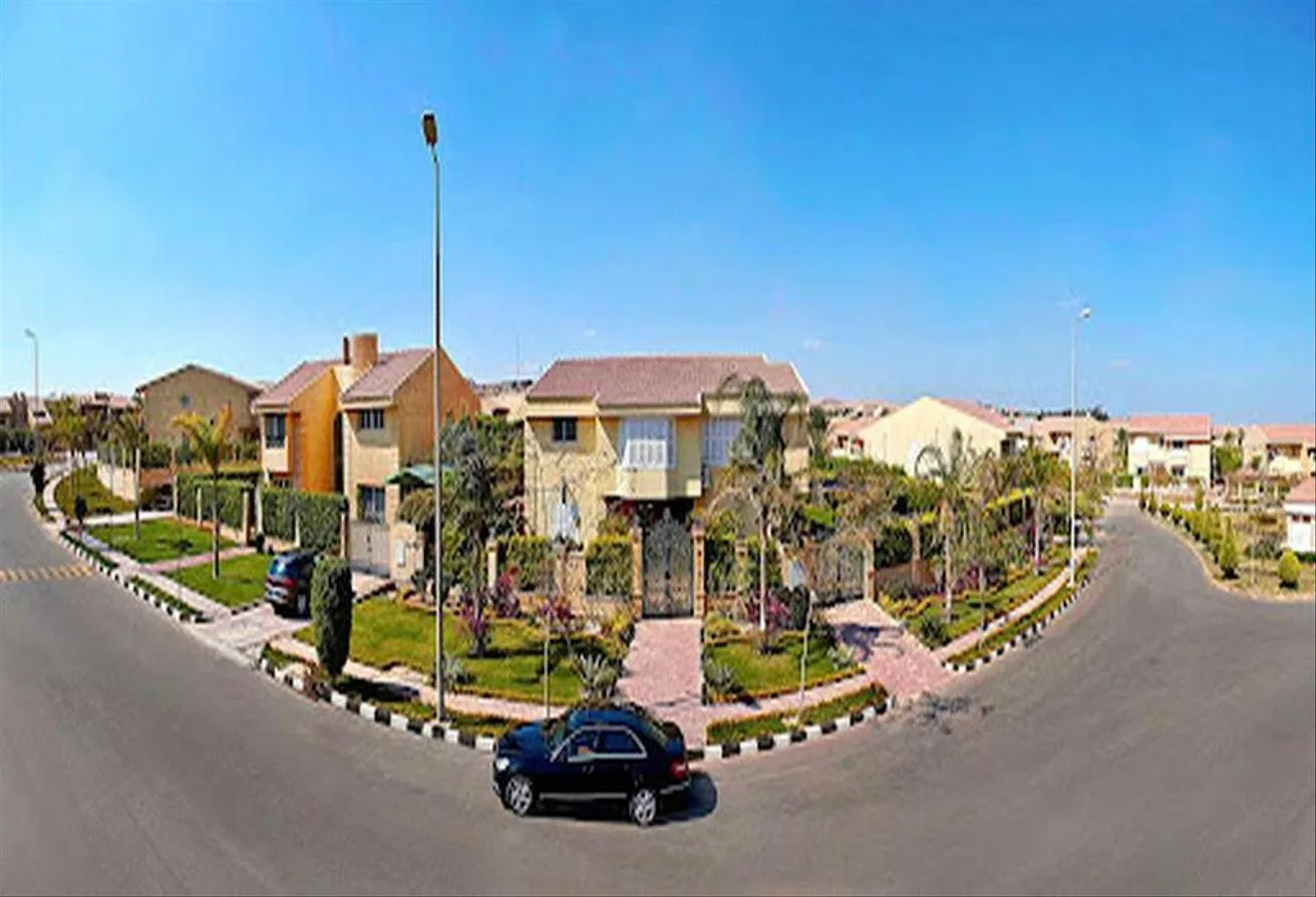 Sale in Al  Rabwa: Twin house Prime location Ready To Move Finished