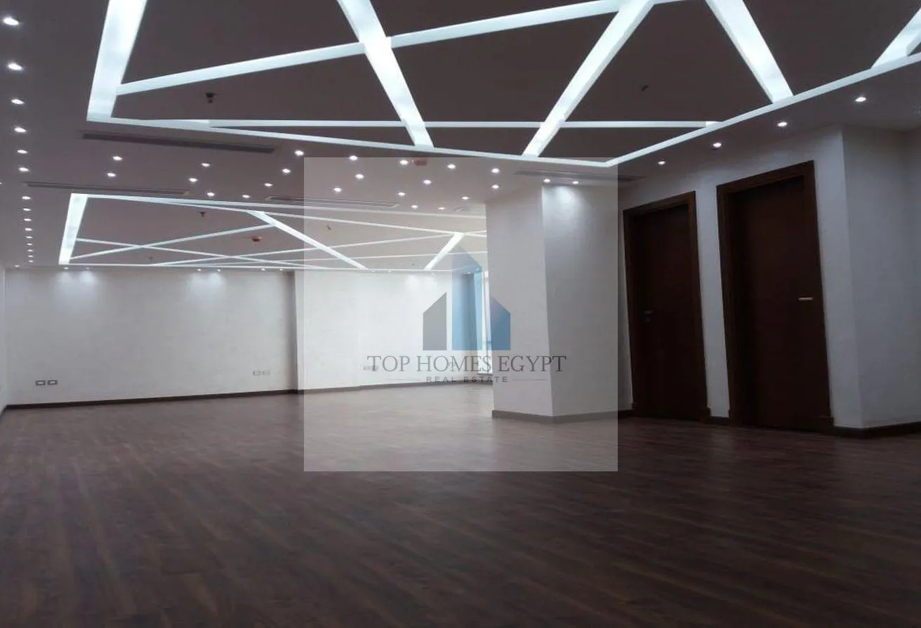 Rent in V40: Office for rent 157M fullyfinished on North Tessen