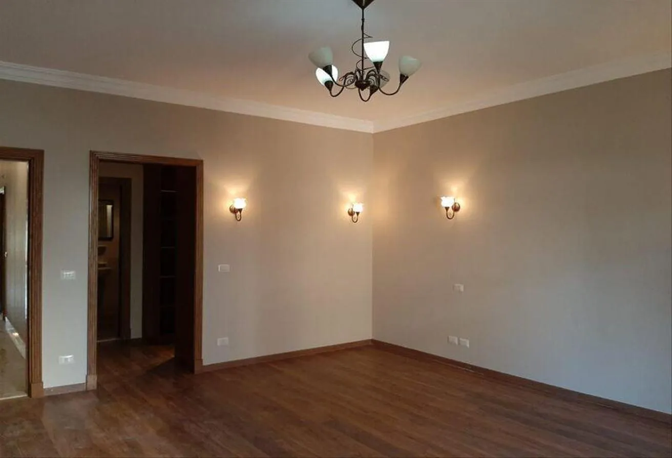 Rent in West Golf: Fully furnished studio for rent in West Golf
