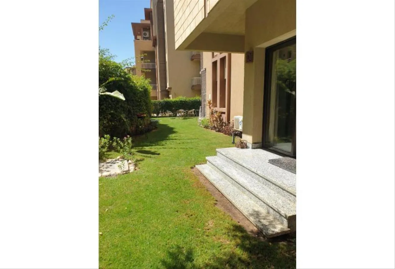 Sale in Green 5: Apartment with Garden for Sale in Green 5 October