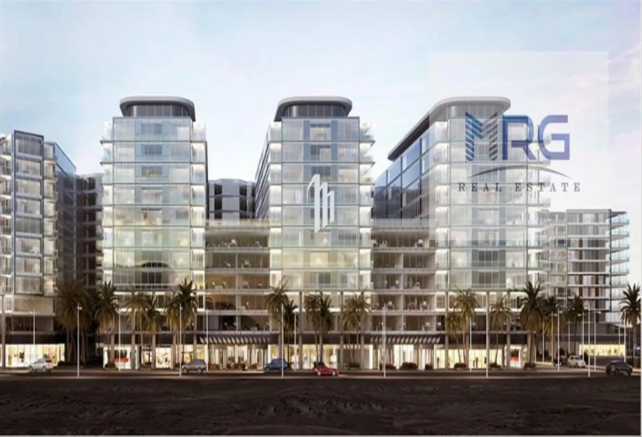Sale in Katameya Gate: Apartment 122 m on the swimming pool inside Katame