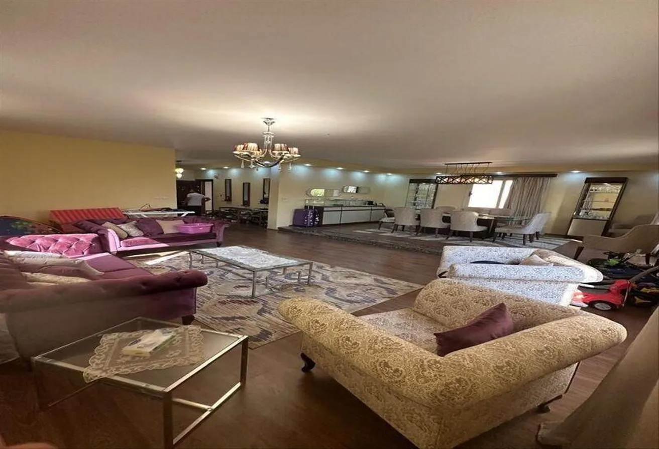 Sale in Area B: Standalone villa 7bedrooms South Academy new cairo