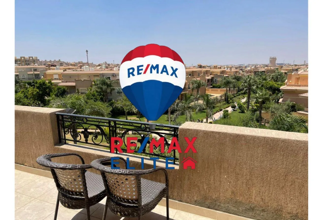 Sale in Les Rois: furnished villa for sale behind AUC in Les Rois