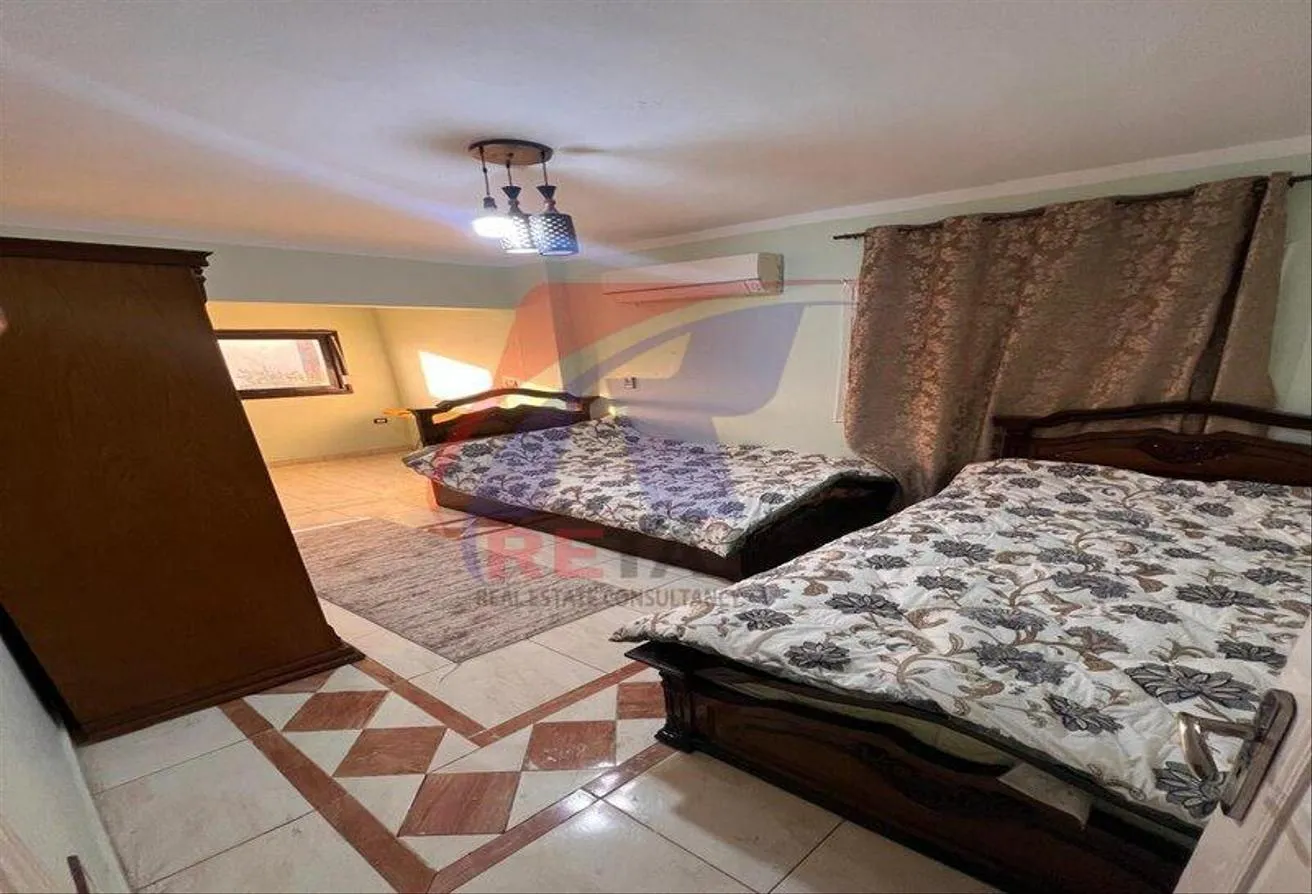 Rent in Fatma Al Sharbatly Mosque: شقة للايجار المفروش فى حى ¾