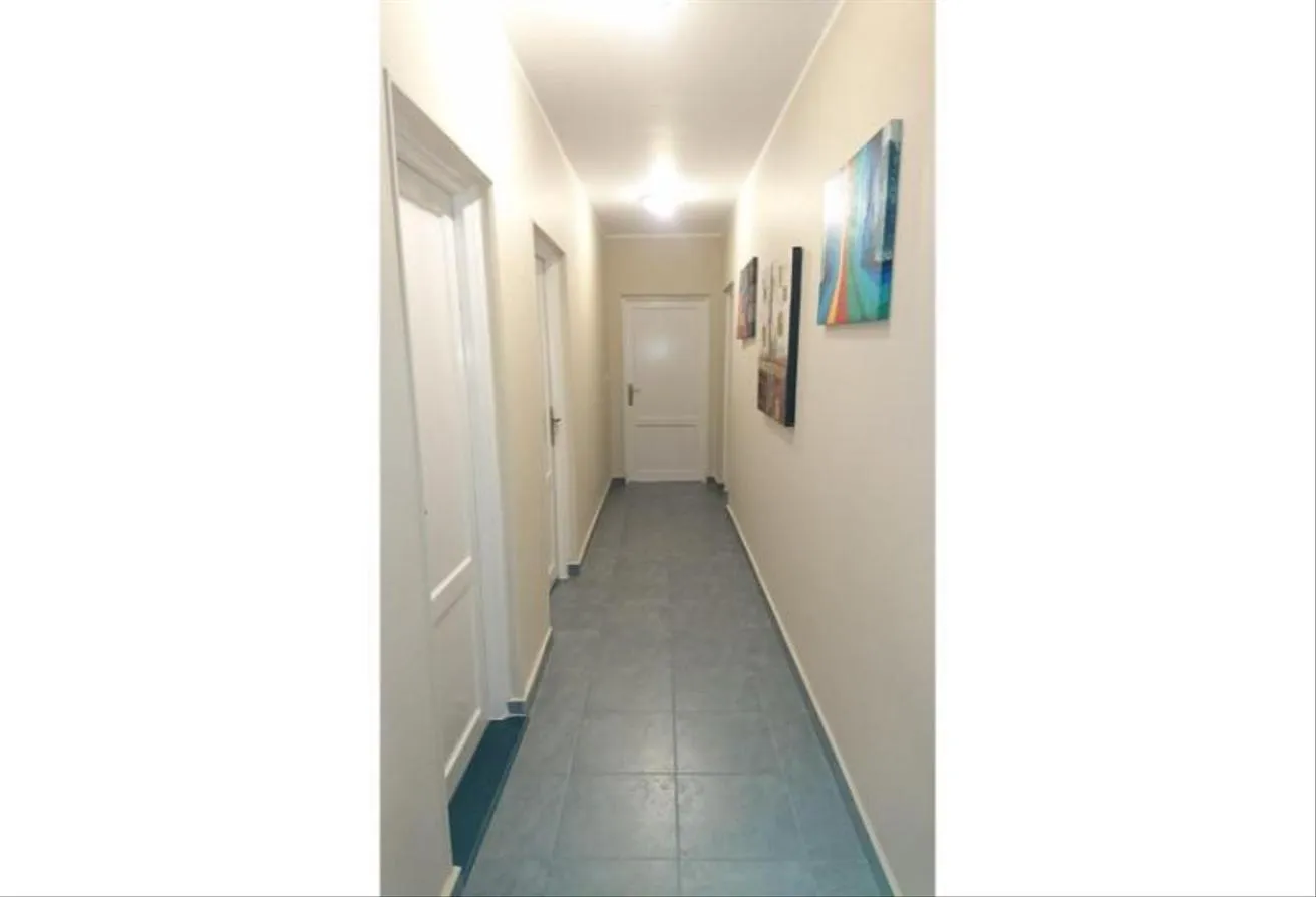 Gallery Image 14