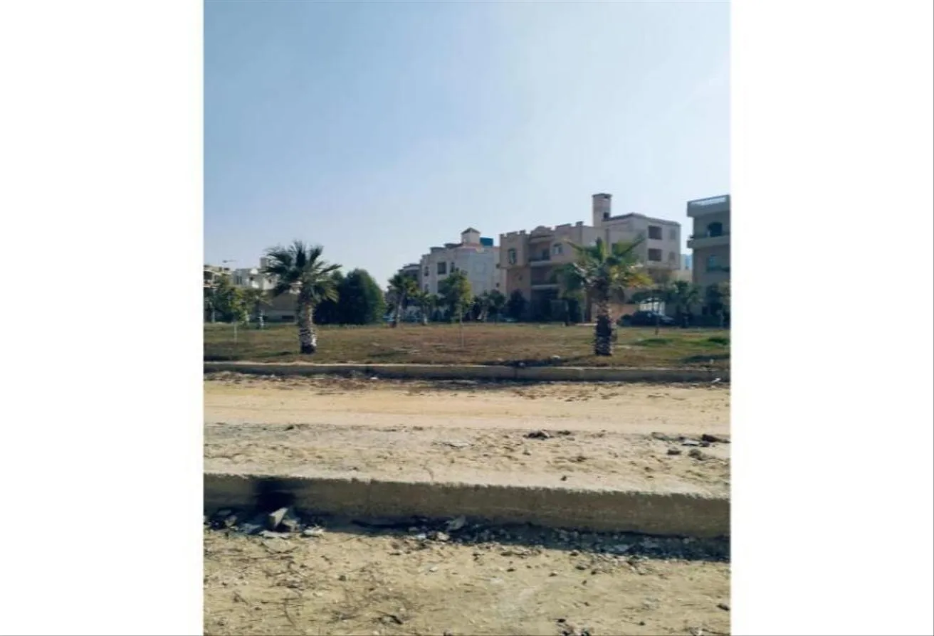 Sale in Touristic 1: للبيع بتسهلات دوبلكس 300م موقع مميز جدا فيو مفتوح
