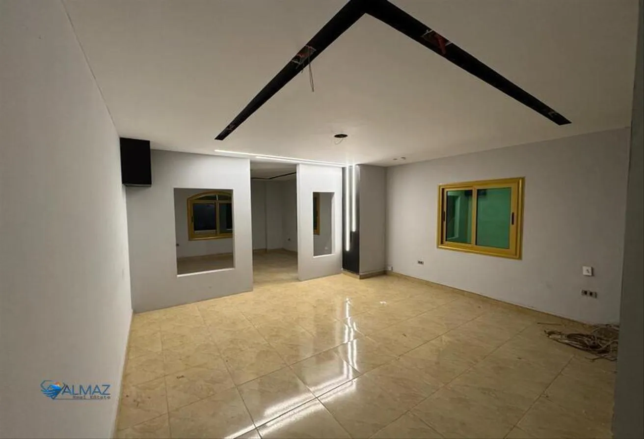 Rent in Ahmed Shawky Axis: Administrative apartment for rent in Banafseg 1
