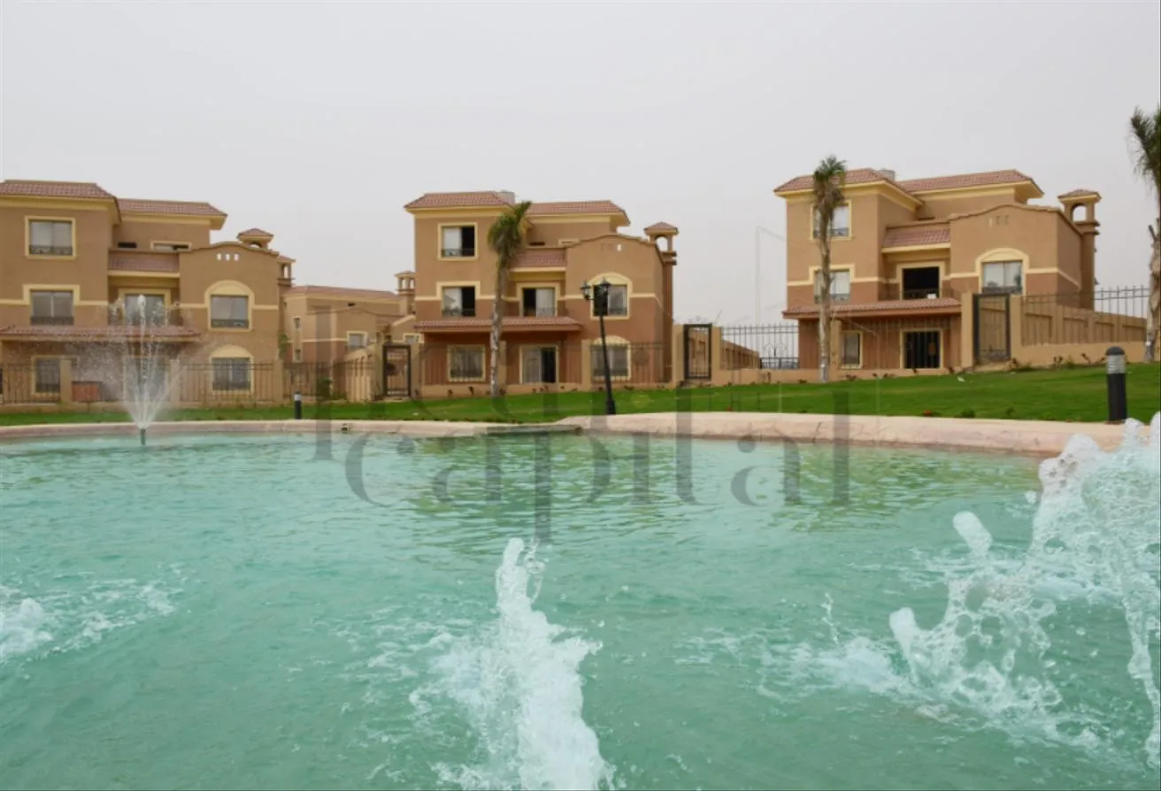 Sale in Les Rois: Villa for sale in Front of AUC - Les Rois compound