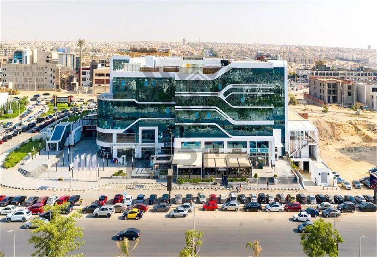 Rent in Trivium Business Complex: Clinic F.F Prime location Directly on 90th Street