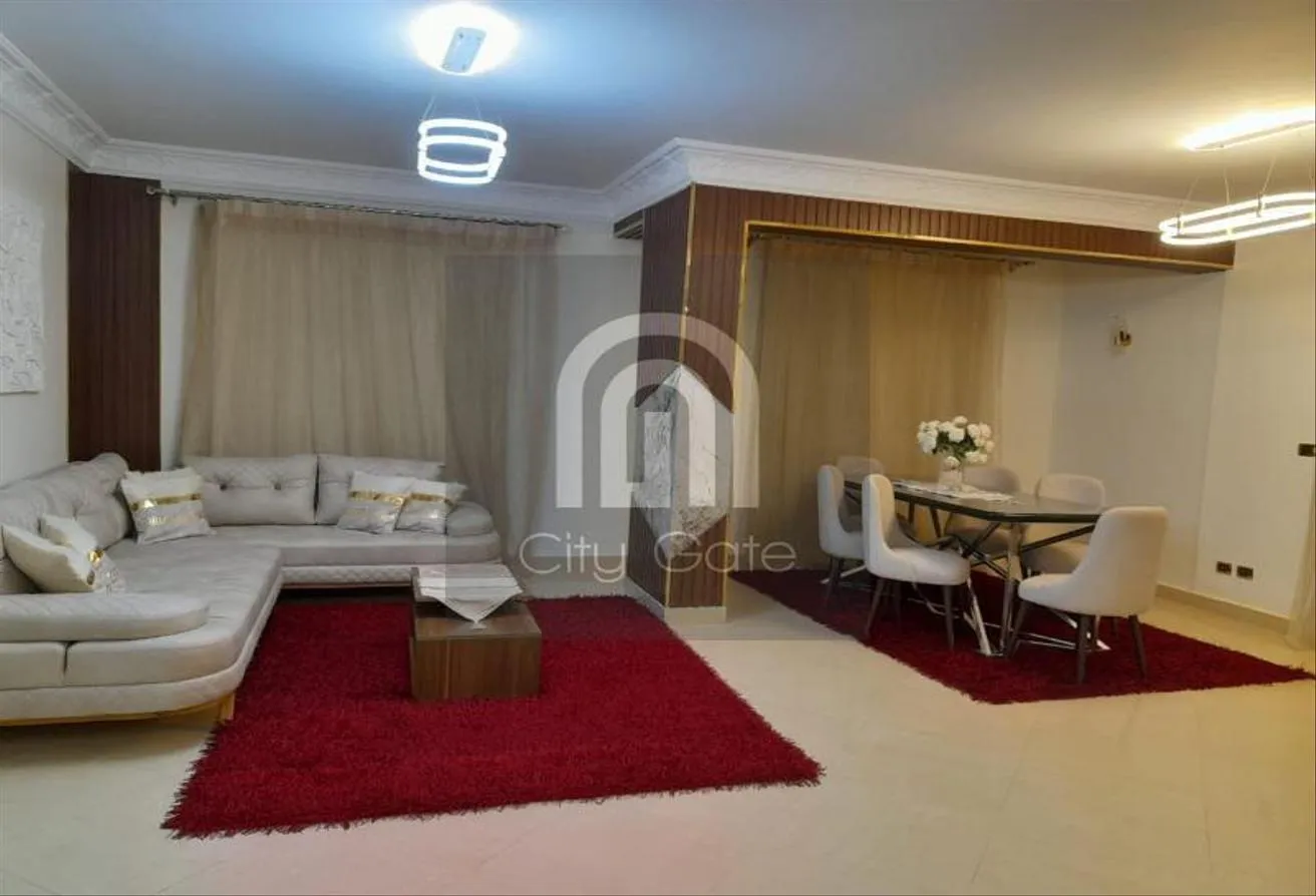 للايجار في امتداد الرحاب: متاح فيلا مفروش الرحاب حمام سباحه فرش مودرن 
