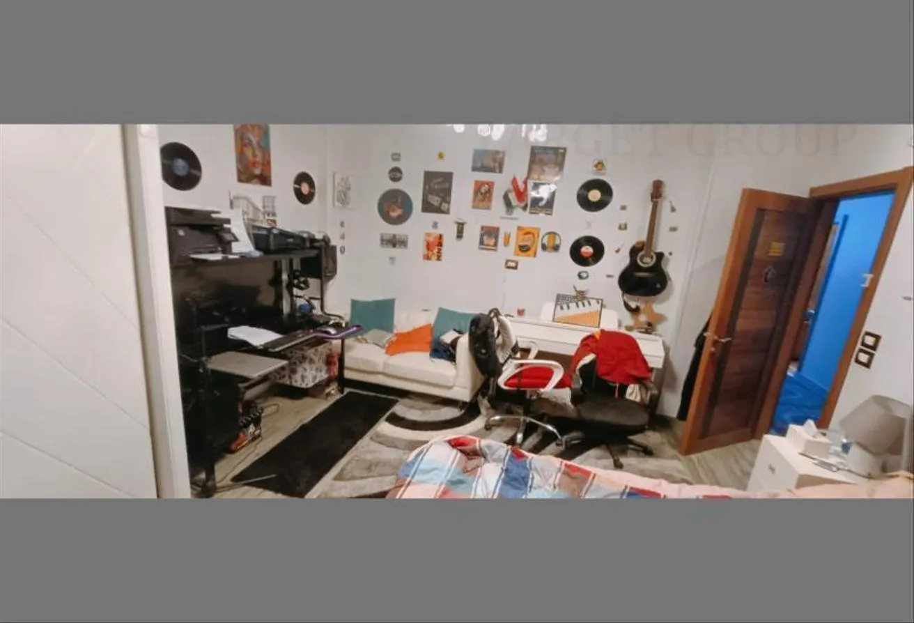 Gallery Image 6