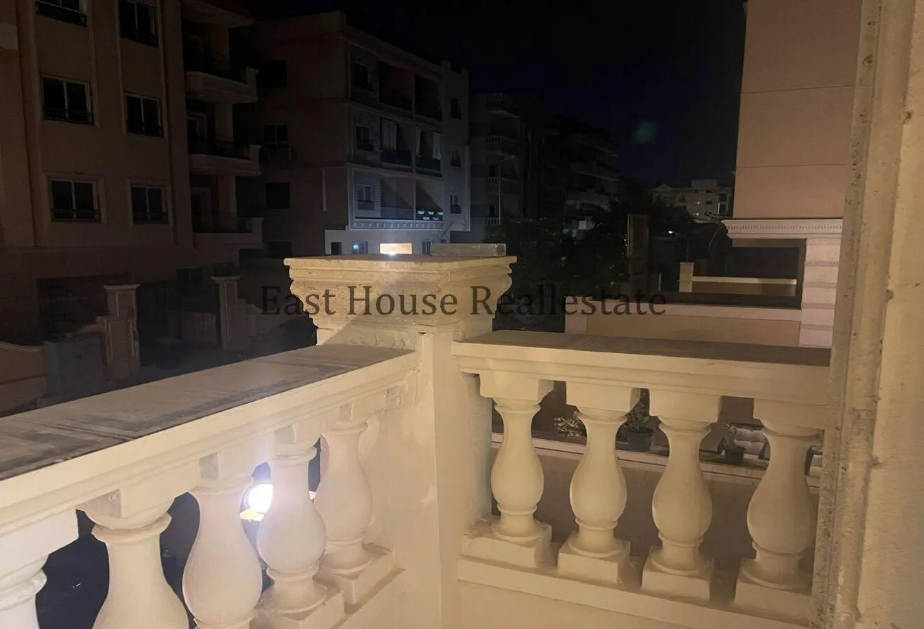 Gallery Image 16