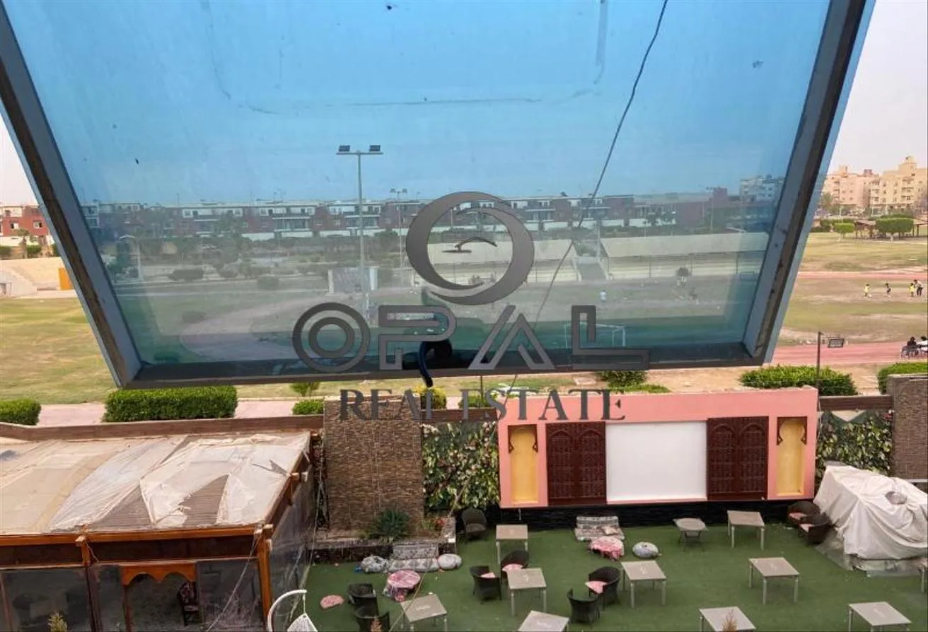 Sale in Six West: 5 bedroom villa from Sodic 10 years installements