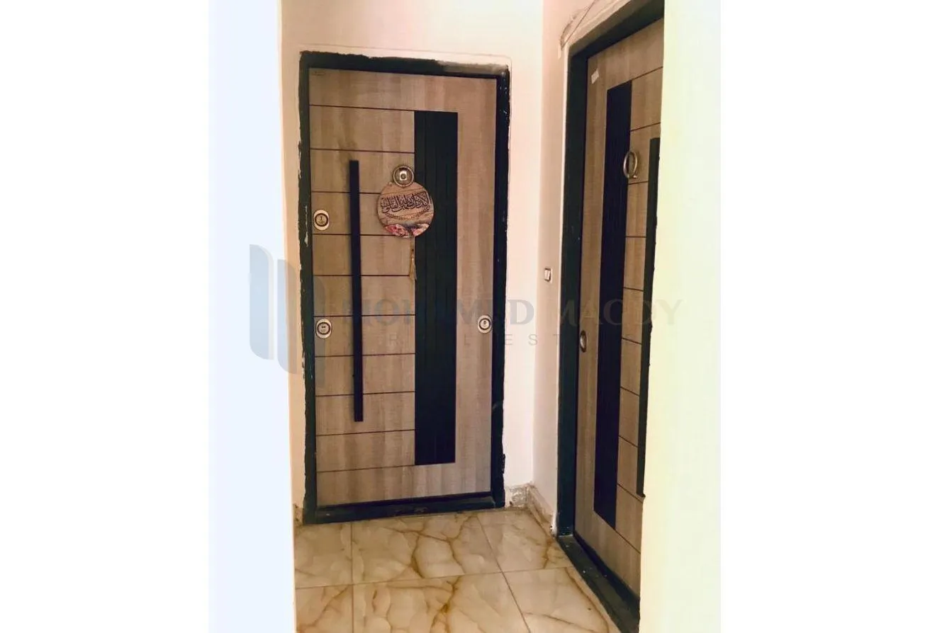 Sale in Al Joman: شقه للبيع في الحي السابع مساحة : 250م + 40م تراس