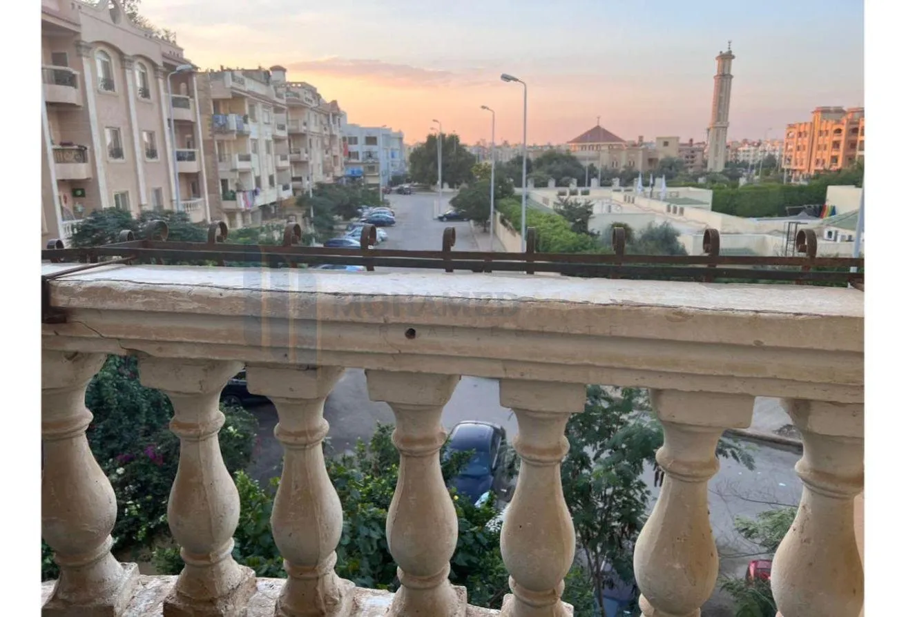 Sale in Al Joman: شقة متشطبة للبيع فى الشيخ زايد الحي السابع 160متر