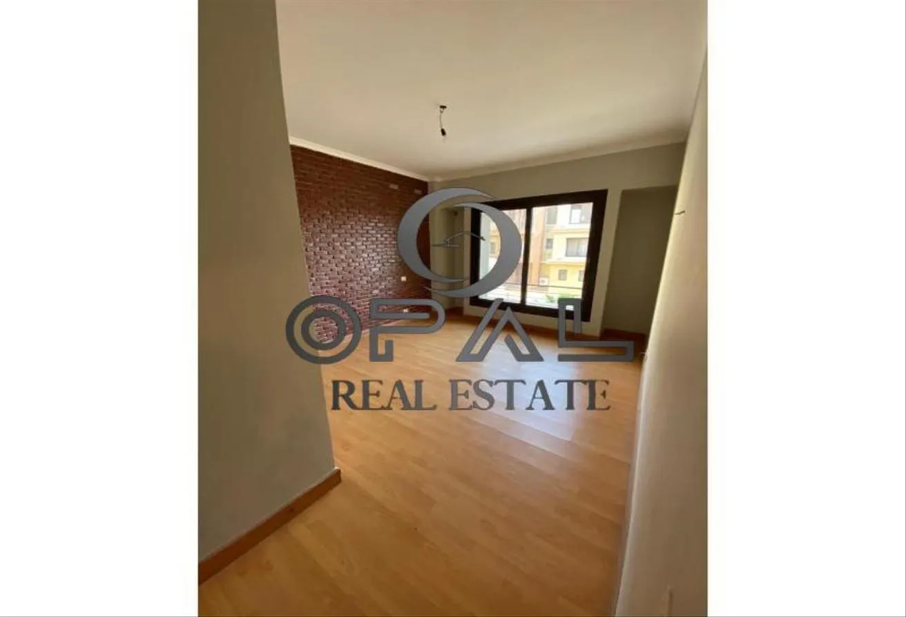 Rent in Six West: Casa duplex 3 rooms + nani (kitchen + air conditio