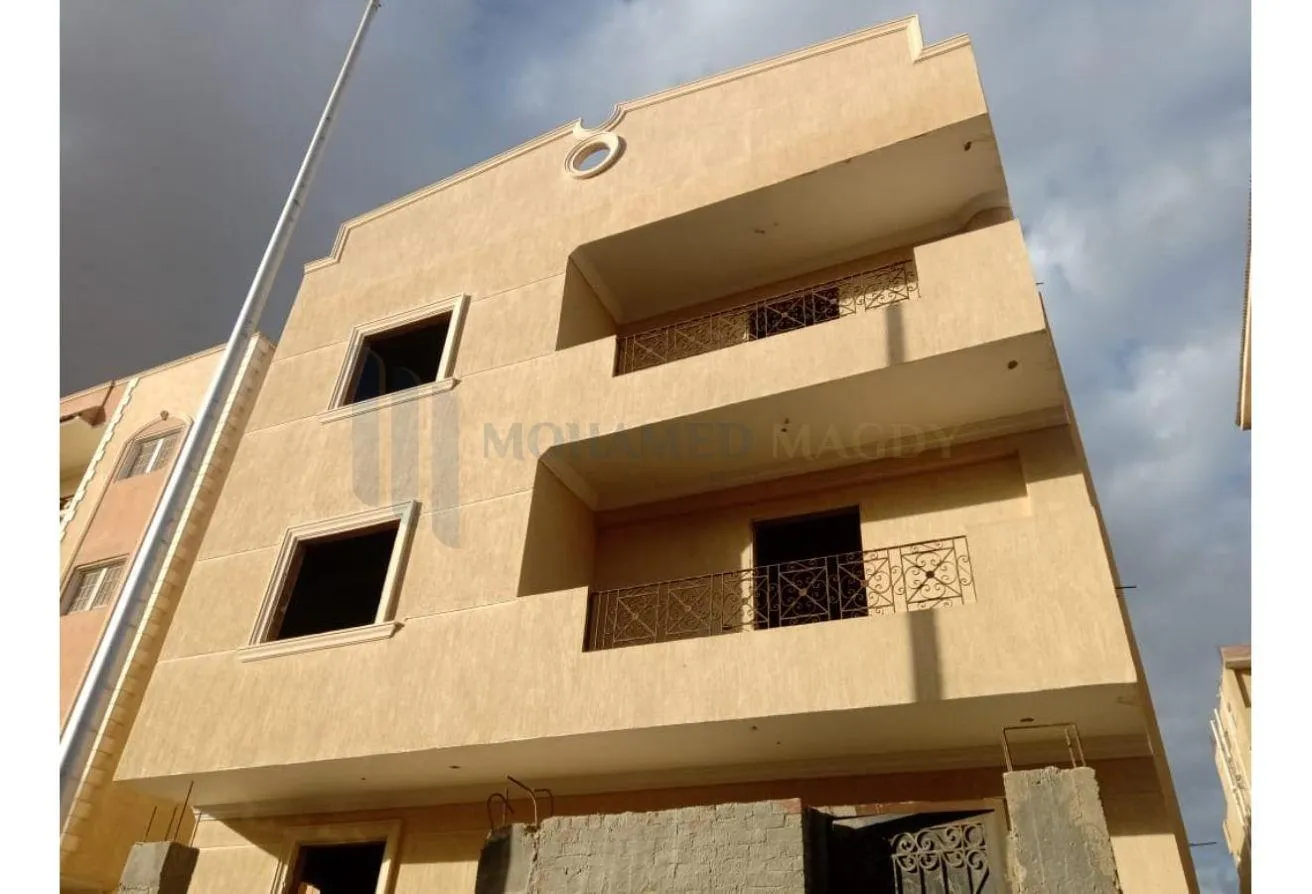 Sale in Jewar: فيلا مستقلة 323م للبيع فى الشيخ زايد الحي الـ11