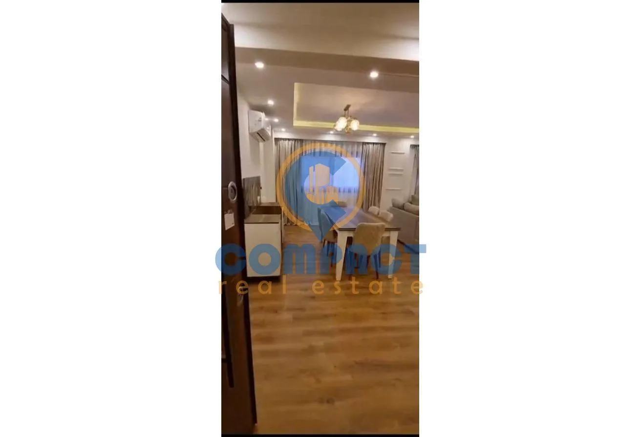 Rent in Al Mostathmir El Saghir: First floor, luxurious finishing, modern furniture