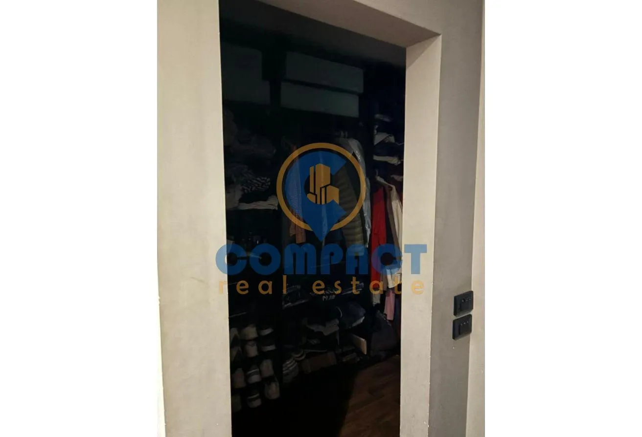 Gallery Image 22