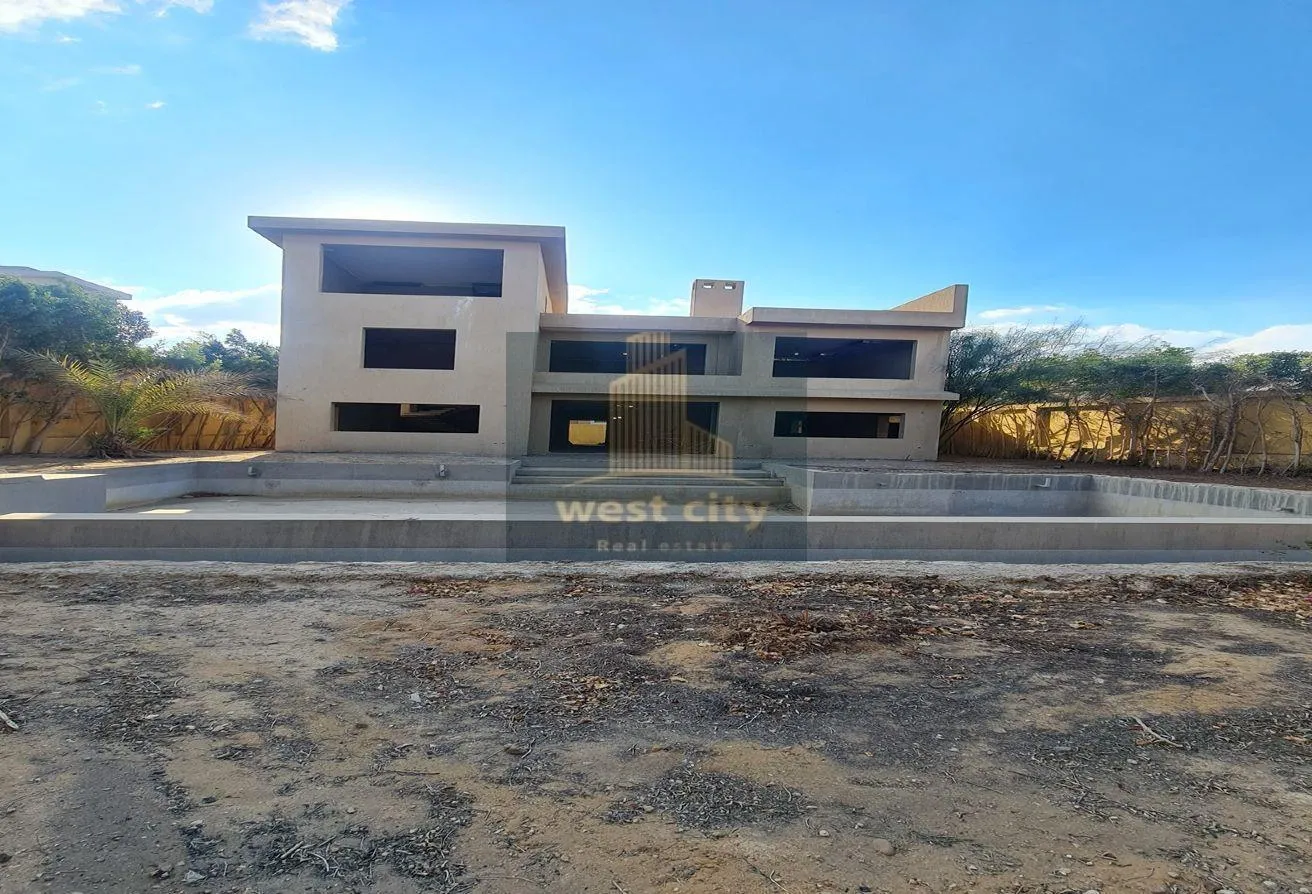 Sale in Tara: Villa for sale in Tara Compound, finished in Moroccan style