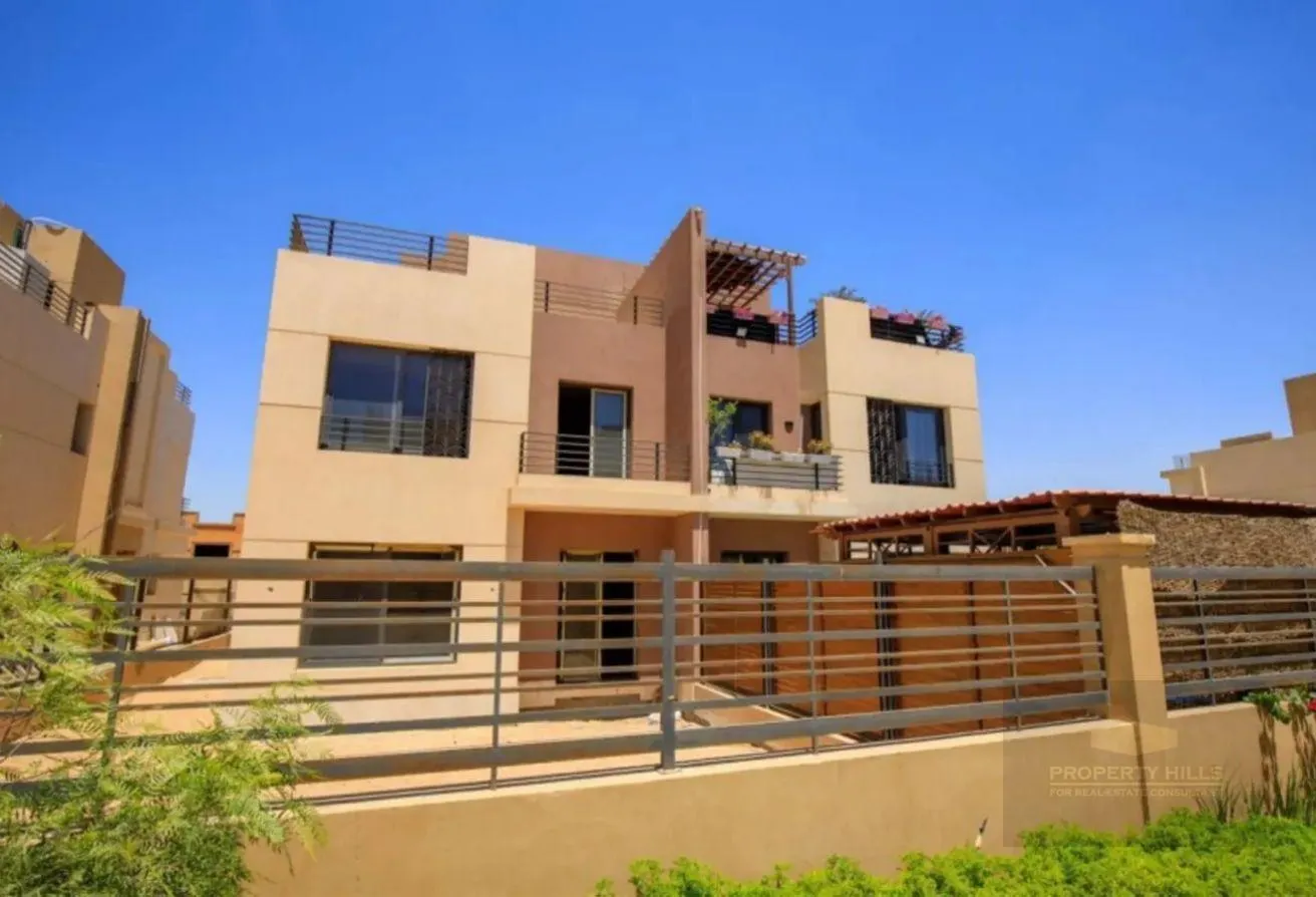 Sale in Atrio: Ready to move in Sheikh Zayed - Pay over 4 years