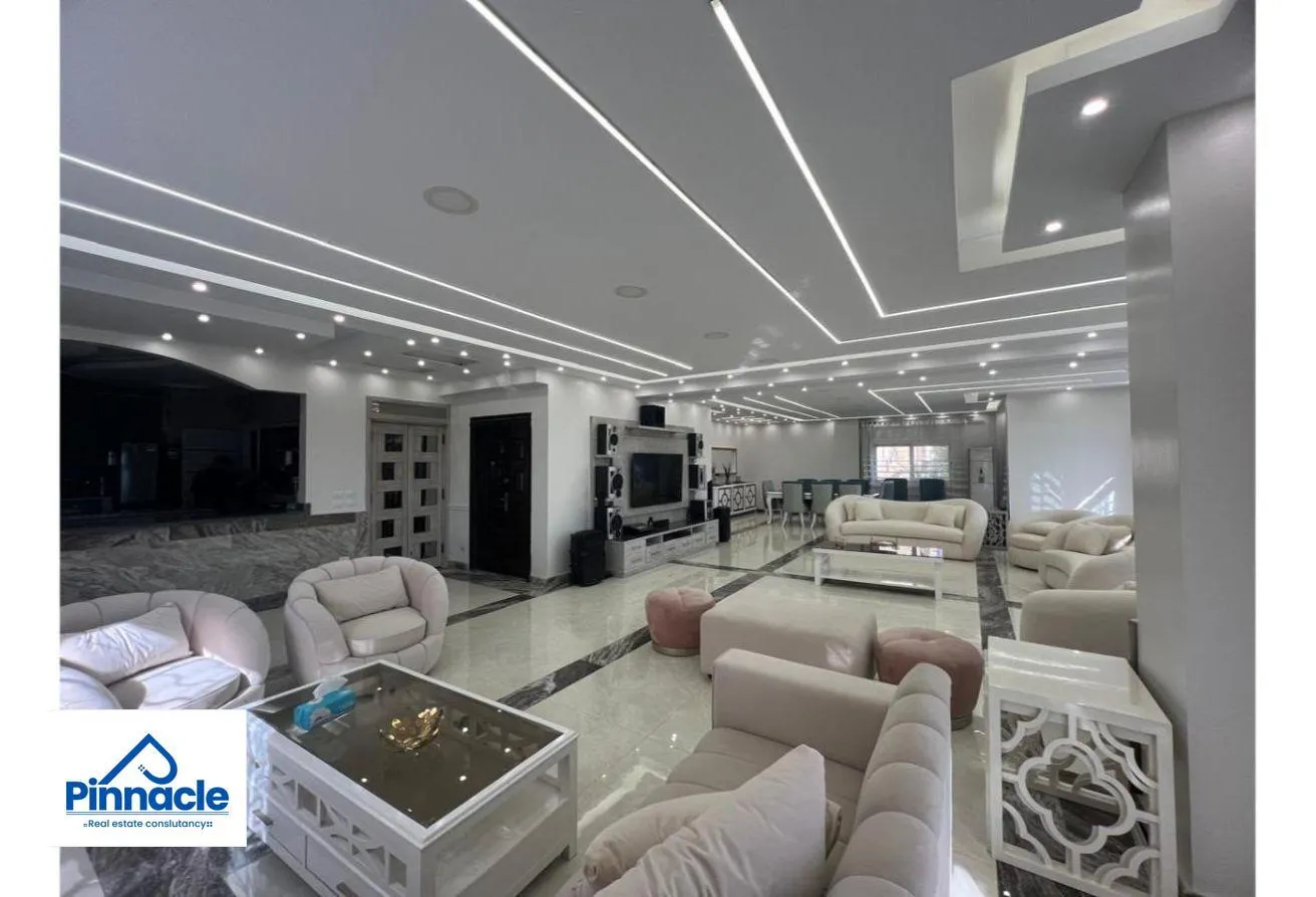 Sale in West Arabella: Apartment overlooking the garden, fully finished,