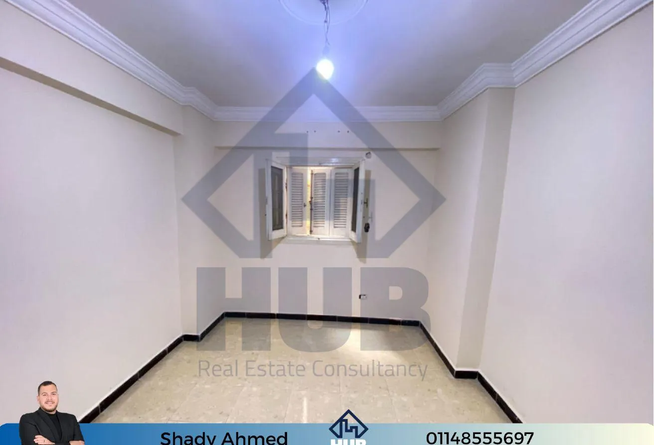 Sale in Cleopatra: شقة للبيع 340 م كليوباترا (على البحر مباشرة)
