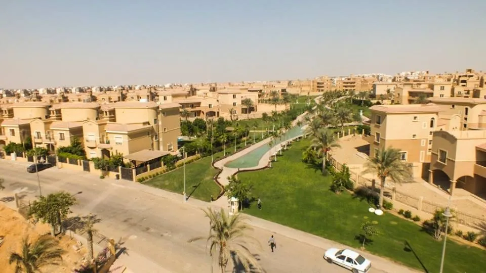 Twin houses For Resale , at New Cairo, Les Rois , pool view