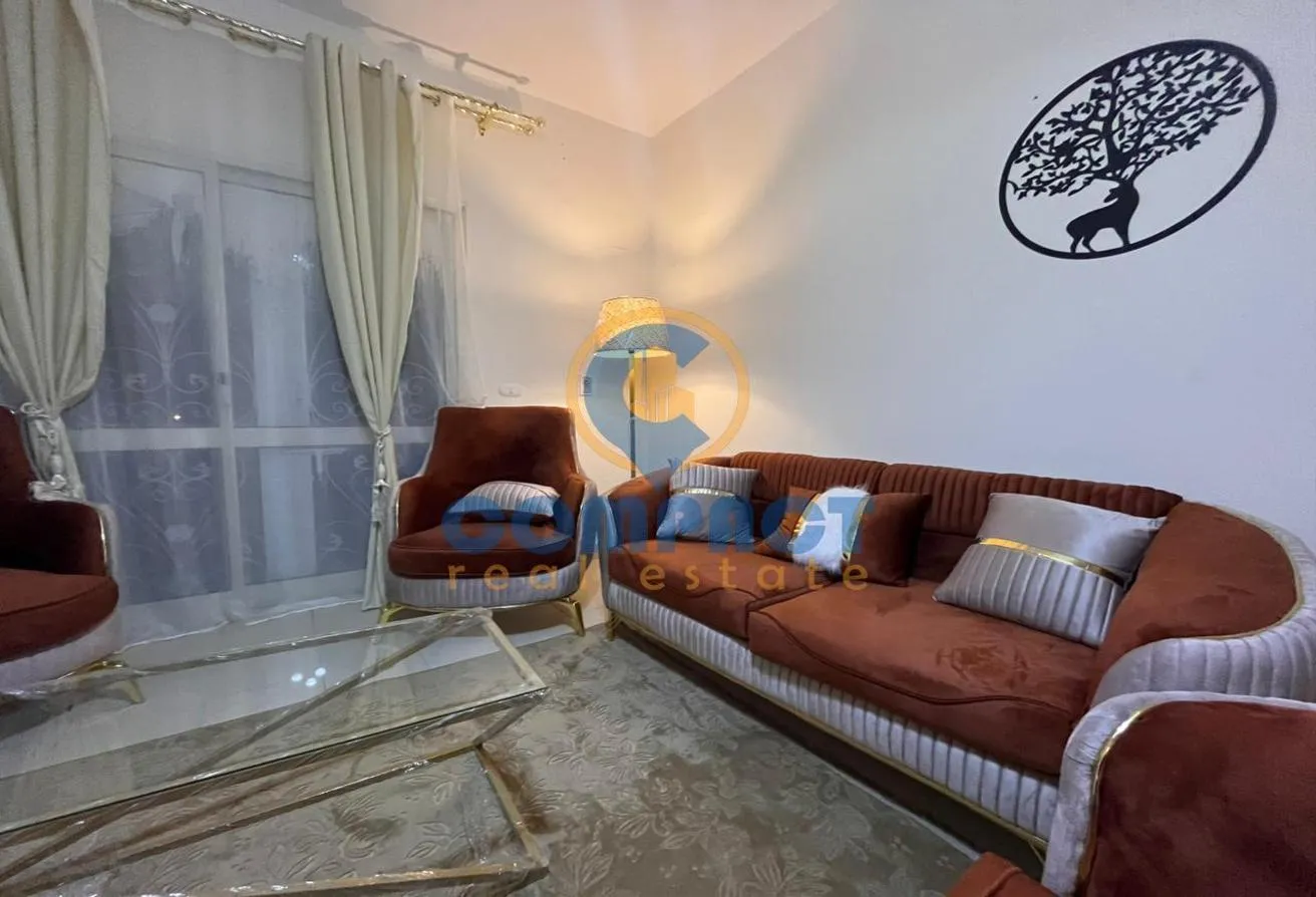 Rent in Al Mostakbal: شقه فندقيه مفروشه للايجار فى كمبوند ذا جيت