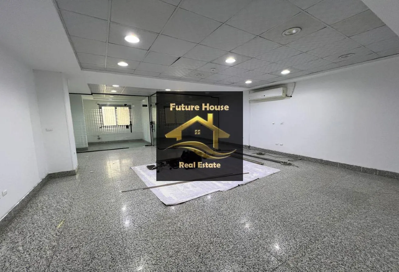 Rent in V90: مكتب ادارى 600 م مكيف علي دائرى المعادى للشركات