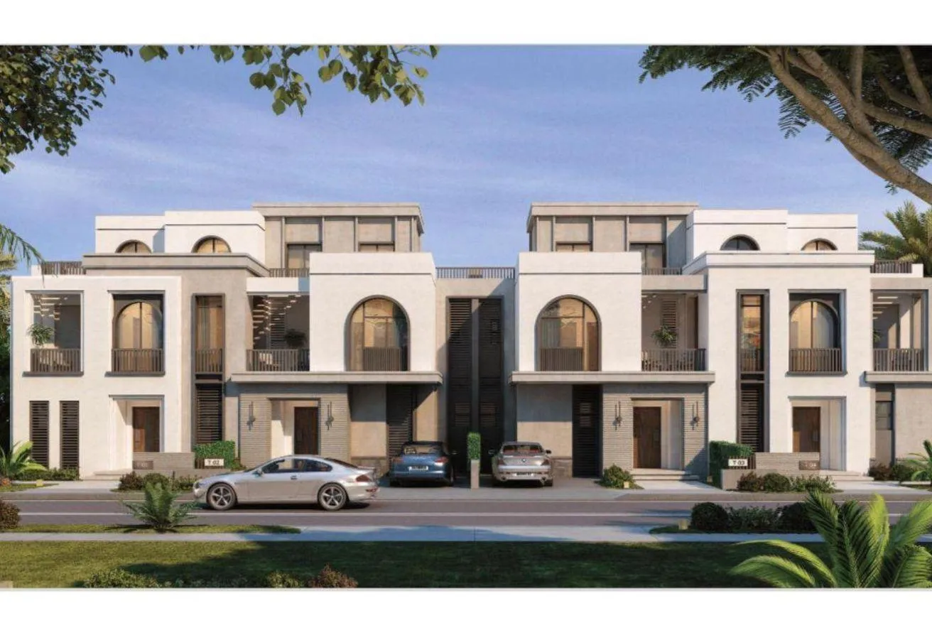 Sale in Ever New Cairo: Townhouse with 5% down payment in Ever Compound