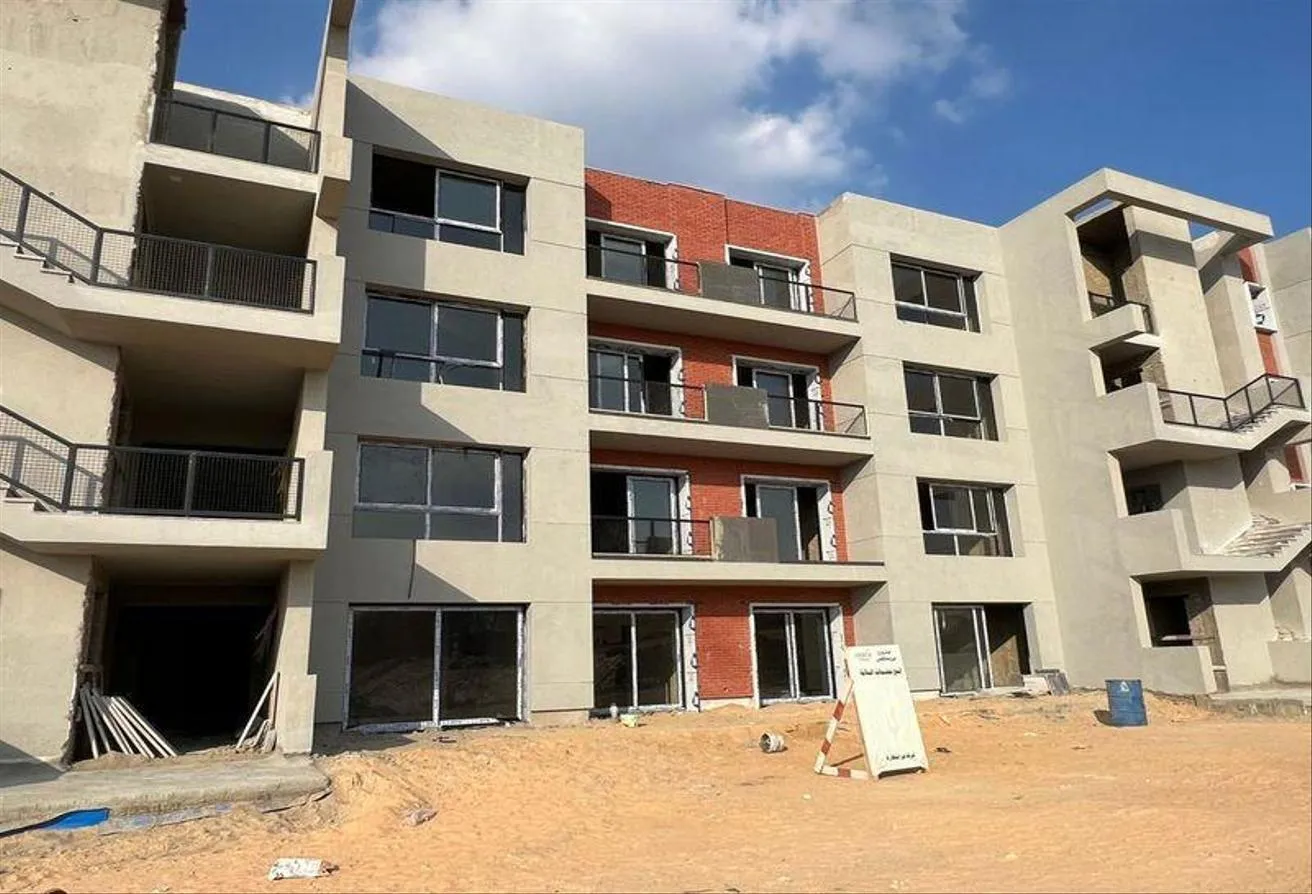 Sale in Brix: fully finished apartment next to new giza