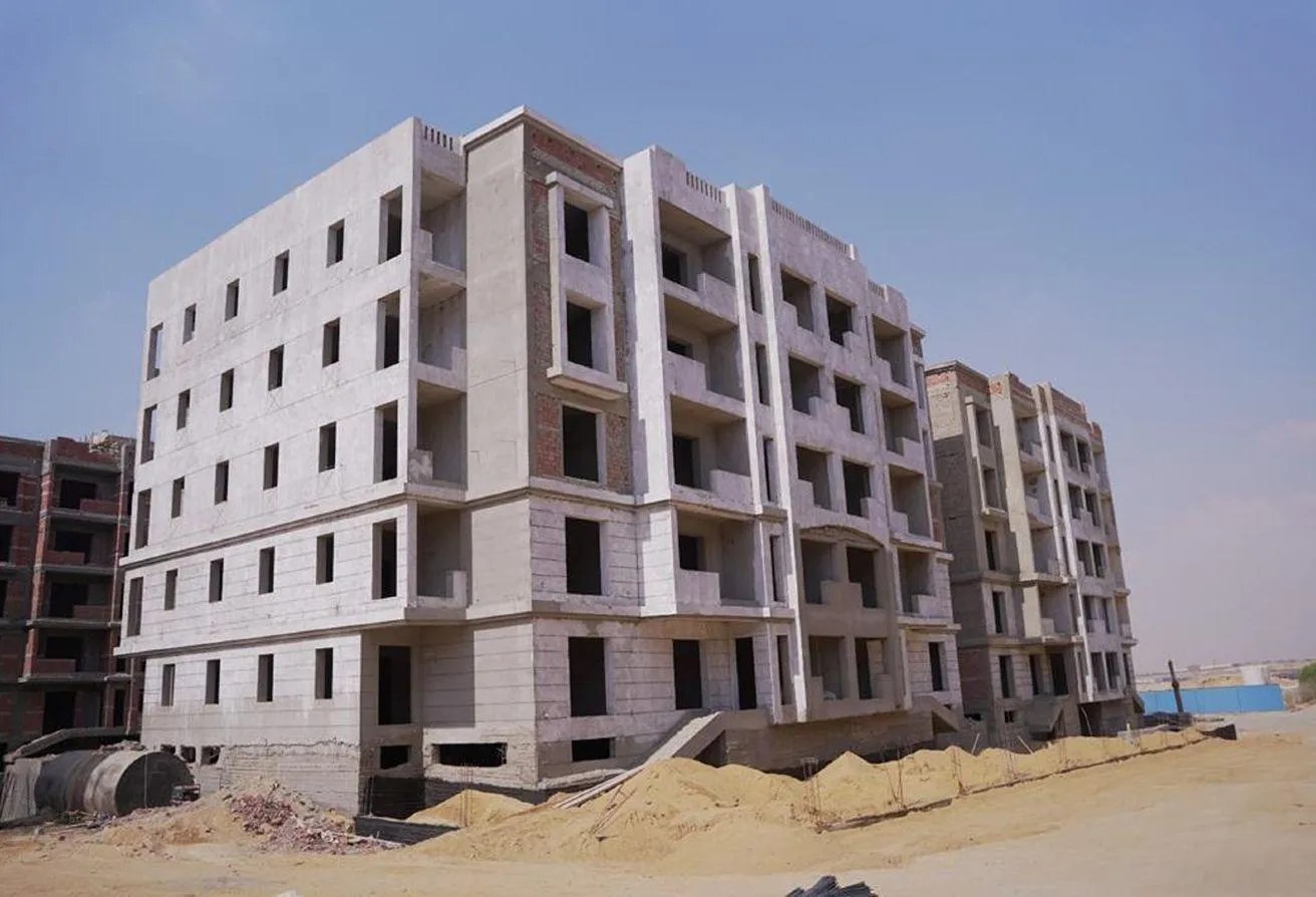 Sale in Alca compound: Penthouse prime location in 6th Settlement 10% DP