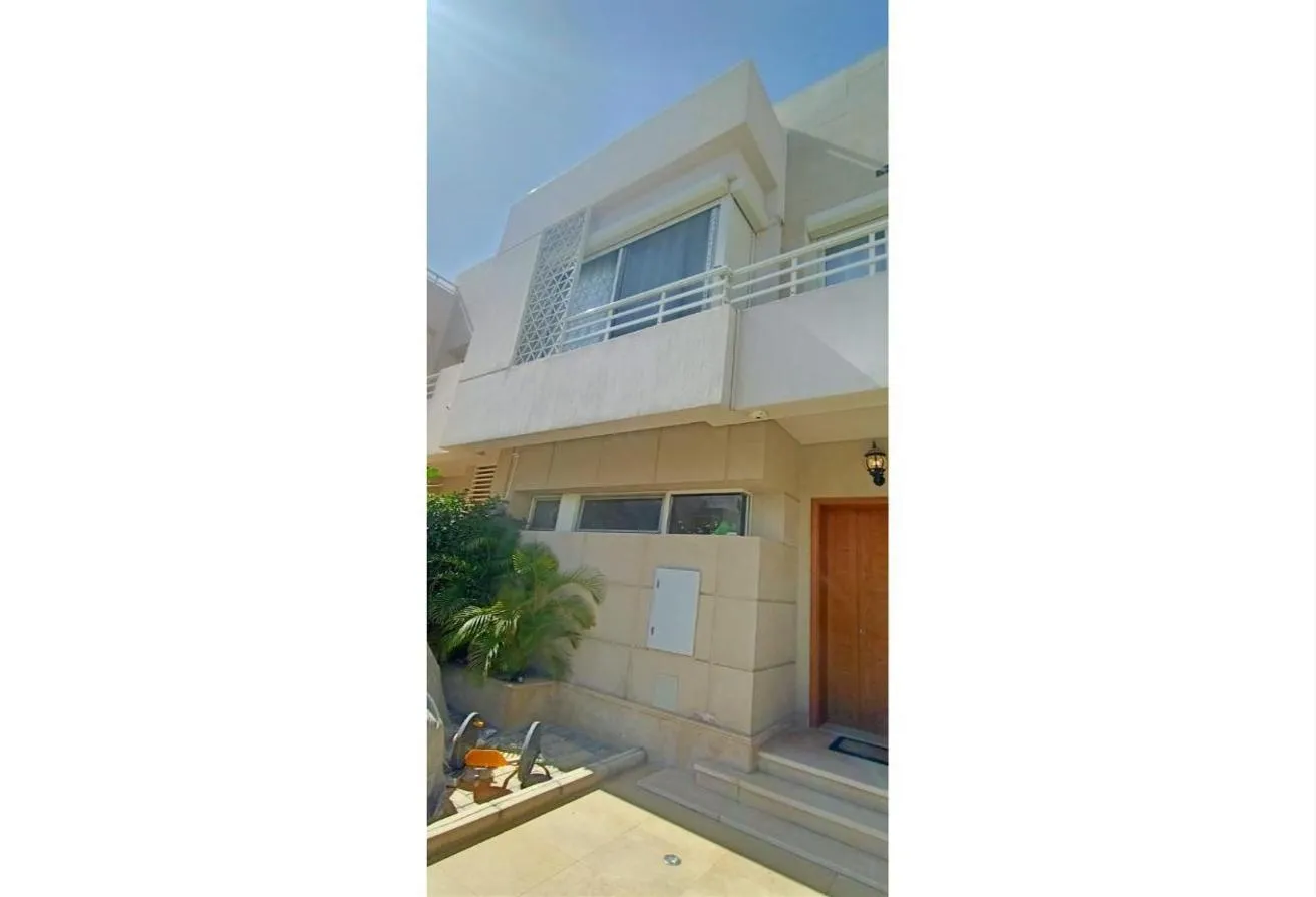 Gallery Image 12