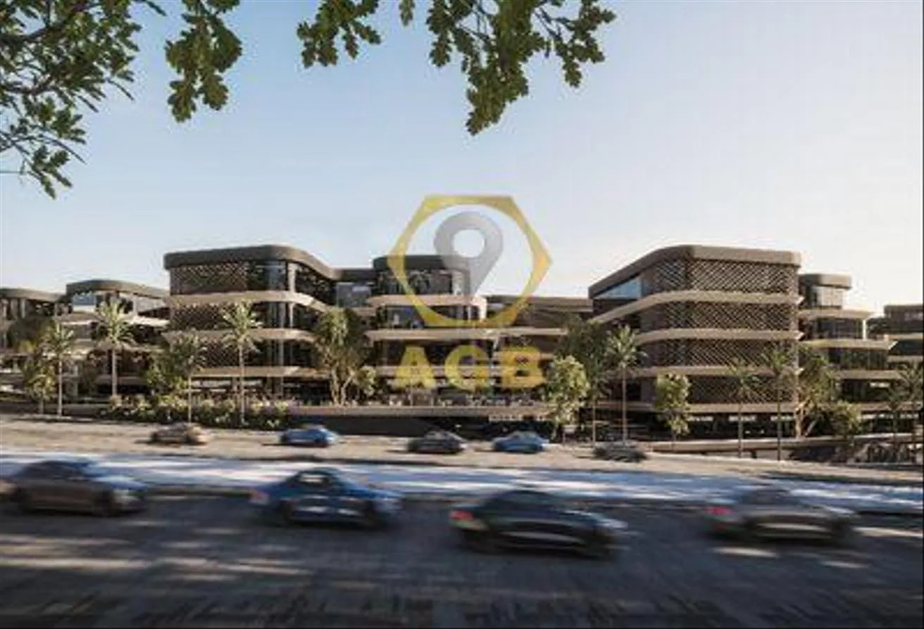 Sale in City Hall 90: محل تجارى على 90 الشمالى قسط على 6 سنوات بسعر لقطة