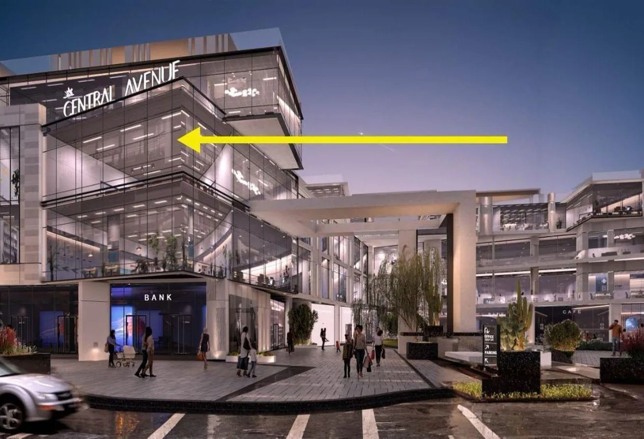 Sale in Central Avenue: Ready to move Clinic in front of Capital Business