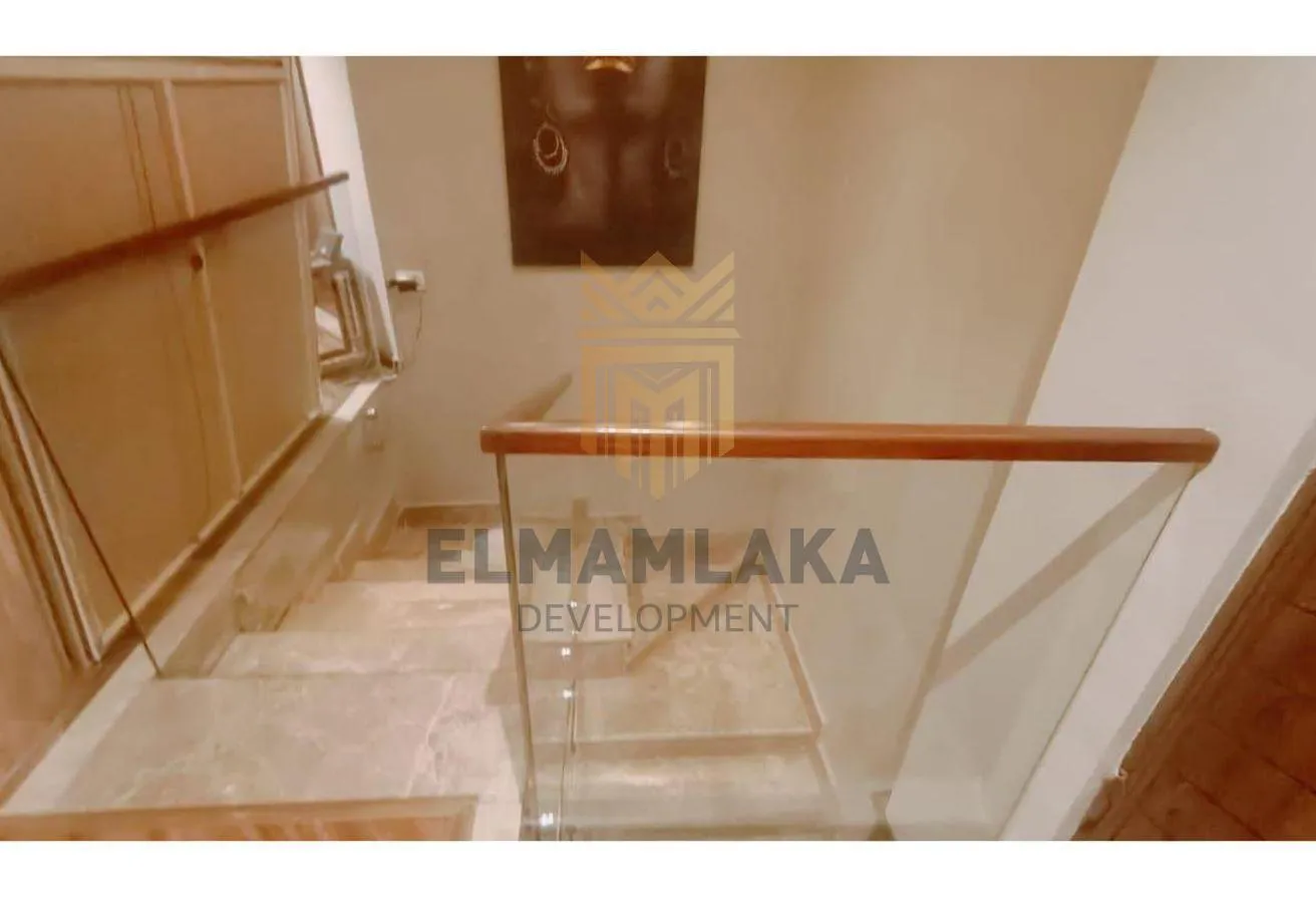 Sale in 8th District: Duplex for Sale in a Prime Location - District 8,